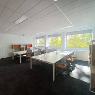 Bureau privé 146 m² 30 postes Coworking Quai du Président Paul Doumer Courbevoie 92400 - photo 8
